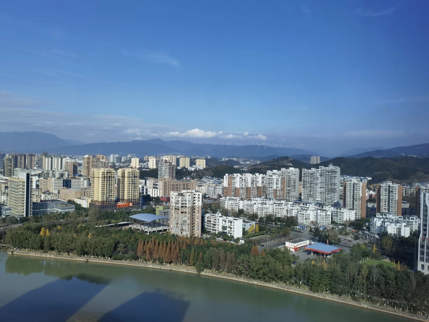 職場窗外.jpg